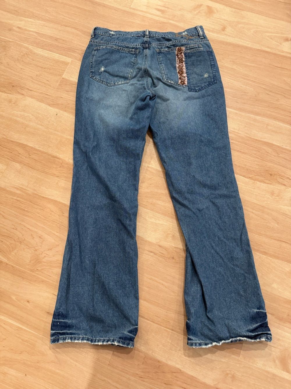 Dkny Jeans Y2K Soho Beaded Distressed Women's Jeans with Sequins Size 10 - Picture 3 of 7